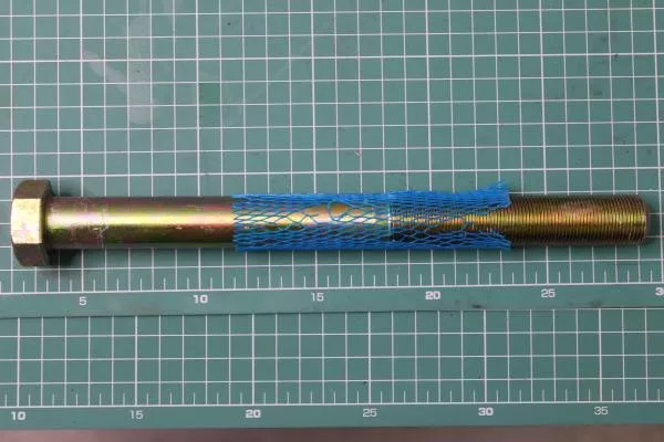 Болт D22, L250, (крепления подушки задней рессоры (без гайки)) HOWO