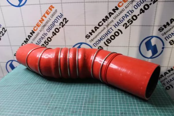 Патрубок интеркулера D100, L530, SHAANXI, F3000