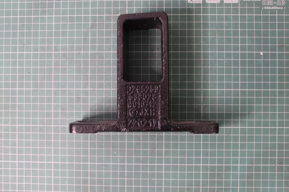 Кронштейн радиатора (R) SHAANXI, X3000 для грузовиков *