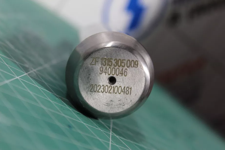 Ось шестерни заднего хода (Металл, в сборе со штифтами ) SHAANXI, ZF, (1315305009, 202302100481) для грузовиков *