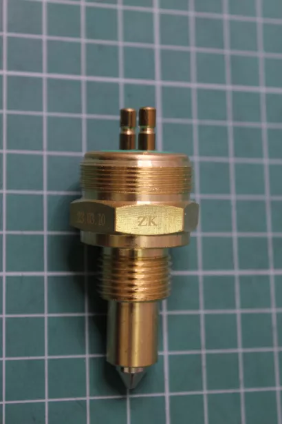 Датчик заднего хода SHAANXI, F3000, (DS0068-1 (24838)) для грузовиков *