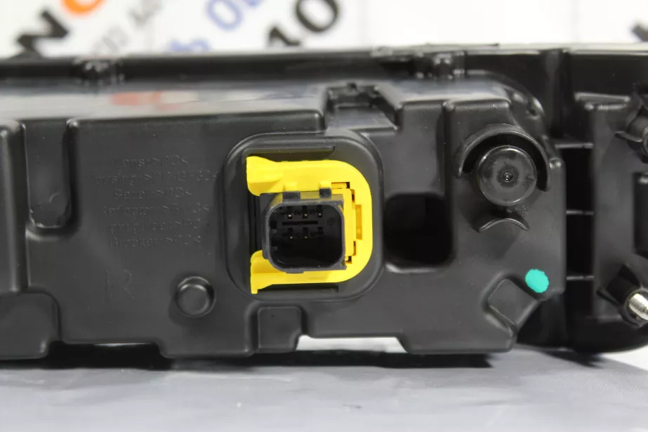 Фара противотуманная (R, с поворотником, LED) SITRAK, T5G для грузовиков *