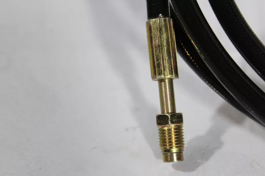 Шланг ГЦС ПГУ L4 200, (штуцер + резьба М14х1.5) SHAANXI для грузовиков *