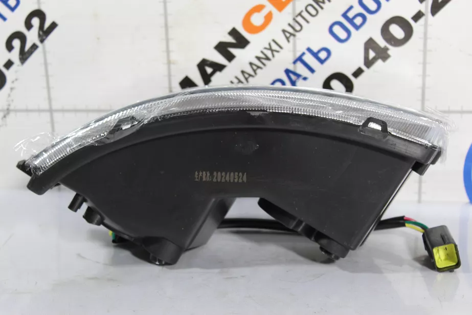 Указатель поворота фары (L, Без окраса, Пластик) SHAANXI, Евро-5, F3000 для грузовиков *