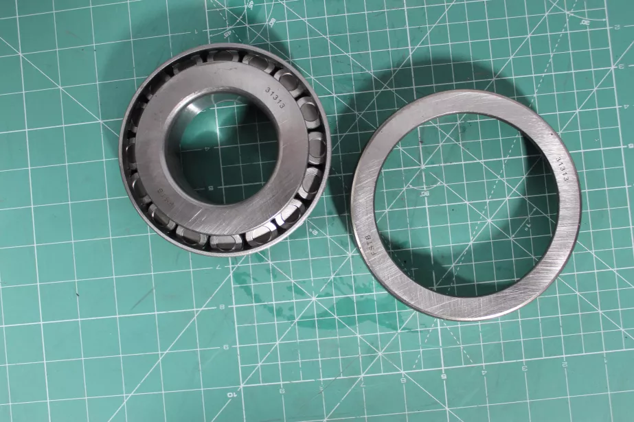 Подшипник редуктора среднего редуктора D140, H36, (31313) SHAANXI, (WG9981031313/1) для грузовиков *