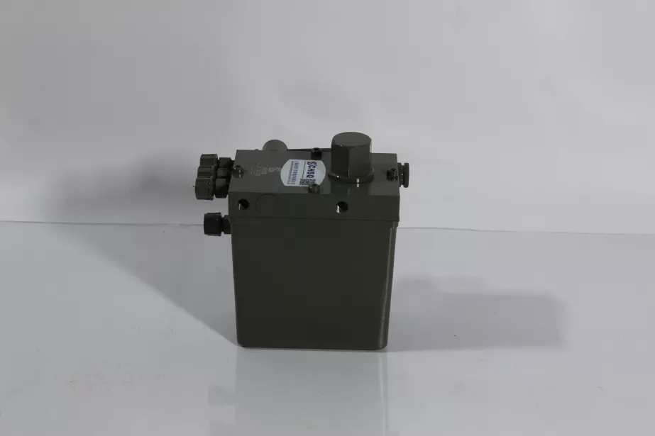 Насос подъема кабины SITRAK, T5G, A7, T7H, (WG9925823012) для грузовиков *