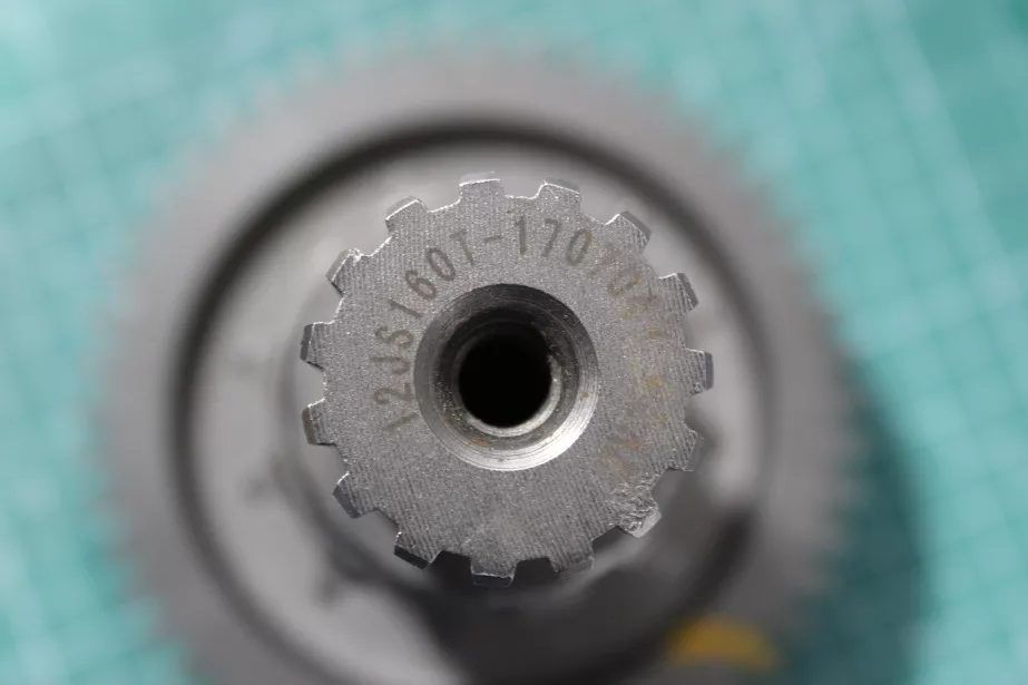 Вал промежуточный демультипликатора (Длинный) FULLER для грузовиков *