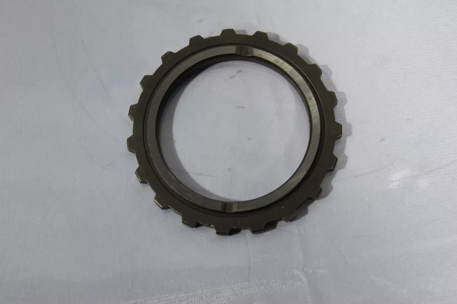 Кольцо стопорное вторичн.вала HW19710 н/о (7мм) SHAANXI для грузовиков *