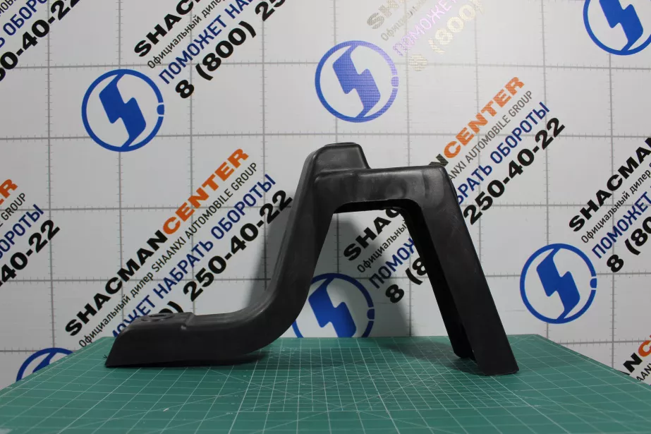 Кронштейн обтекателя кабины (L, средний) SHAANXI, X5000 для грузовиков *