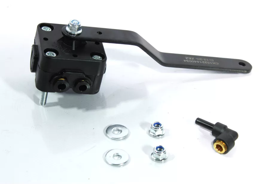 Кран уровня пола (Front, 3 вых.) SHAANXI, X3000 для грузовиков *