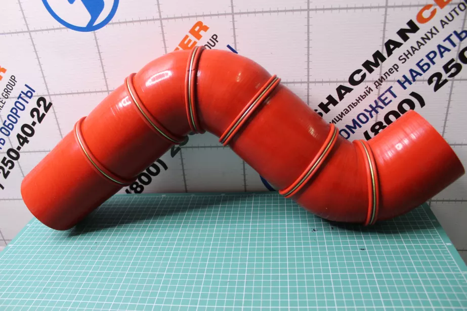 Патрубок интеркулера D110, L650, LEO TRADE, WP10, 375 л.с., (LEO800090A) для грузовиков *