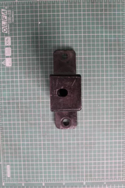 Кронштейн радиатора (R) SHAANXI, X3000 для грузовиков *