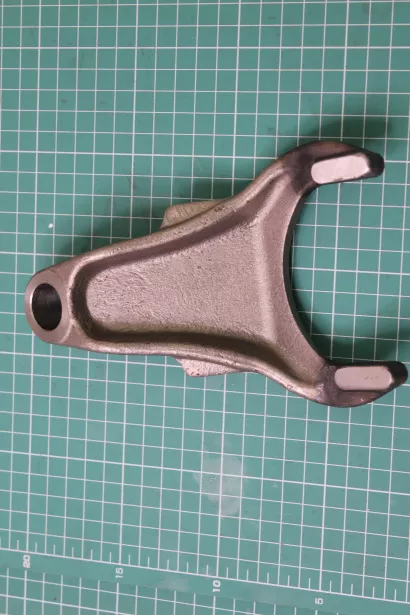 Вилка блокировки МКД переднего моста SHAANXI для грузовиков *