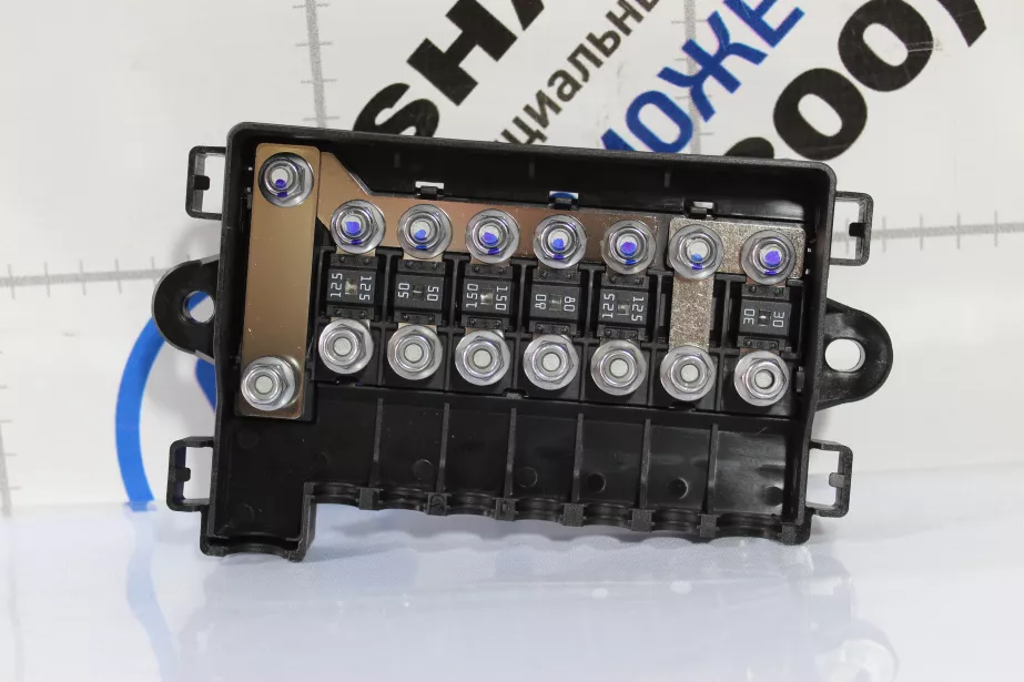 Блок предохранителей SITRAK, C7H для грузовиков *