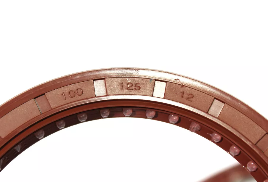 Сальник хвостовика РК D125, H12, (ZQC2000 КПП ср.мост 100*125*12) SHAANXI, (3533400027, FR10012512) для грузовиков *