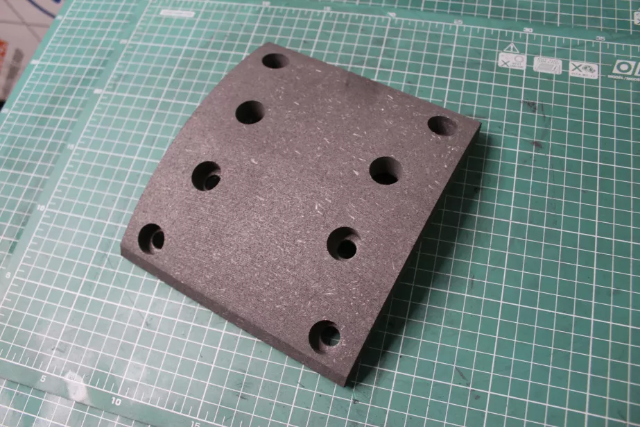 Накладка тормозная (Front, 8 отверстий) CREATEK, T5G, (CK3514) для грузовиков *