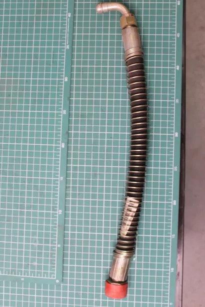 Шланг ГУРа S-образный A7 HOWO. для грузовиков *