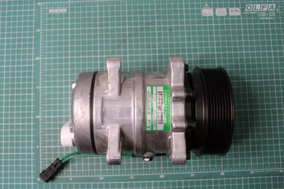 Компрессор кондиционера (ручейковый) FAW, J6 для грузовиков *