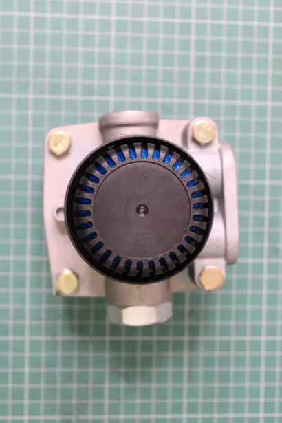 Клапан воздушный тормозной (ускорительный) SHAANXI, X3000 для грузовиков *