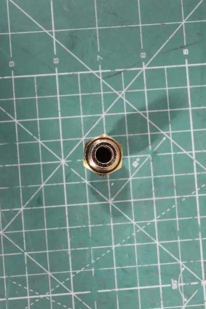 Штуцер трубки компрессора М26*1.5 SITRAK, MC11. для грузовиков *