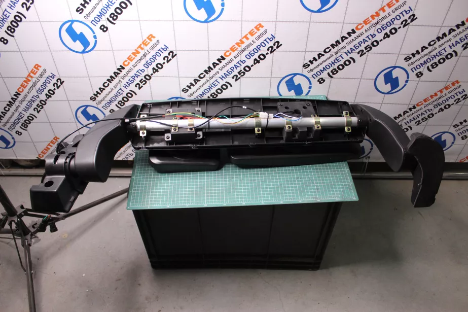 Зеркало (R, в сборе,с подогревом и камерой 365°) SHAANXI, X5000 для грузовиков *