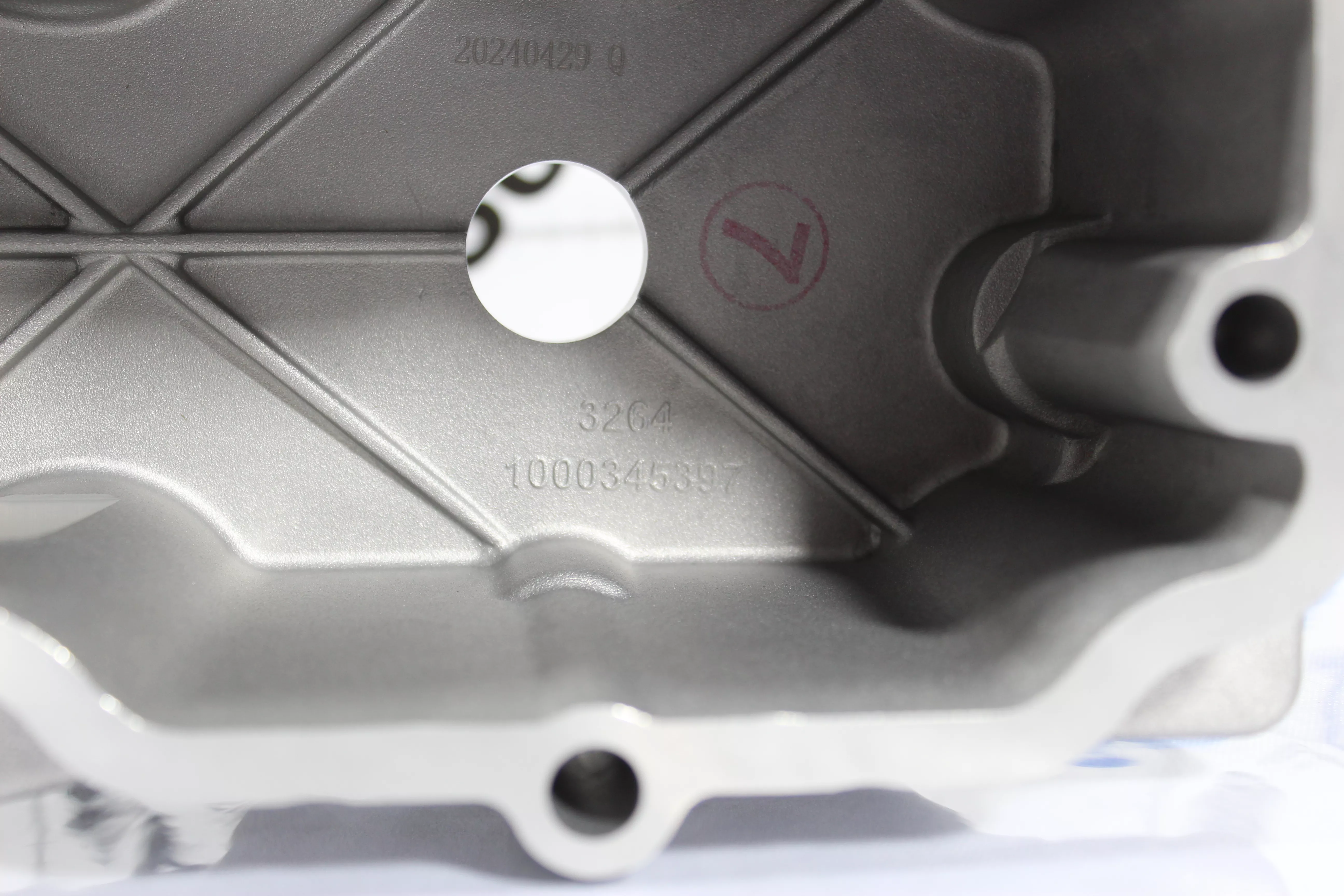 Крышка клапанов SHAANXI, WP13NG430E52 для грузовиков *