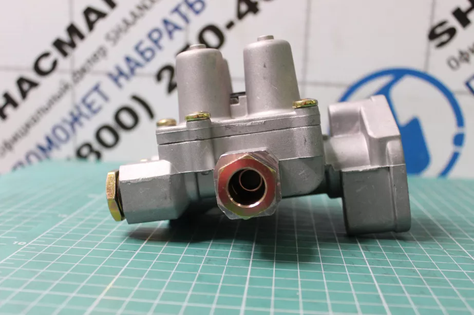 Клапан защитный тормозной системы (4-х контурный) SHAANXI, X3000 для грузовиков *