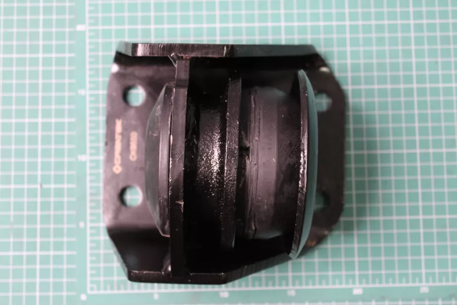 Опора двигателя (RR, Металл) CREATEK, (CK9550, DZ9114598319) для грузовиков *