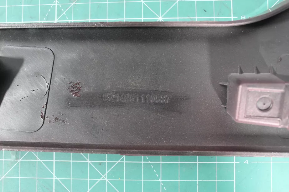 Капот (Красный, с накладками) SHAANXI, X5000 для грузовиков *