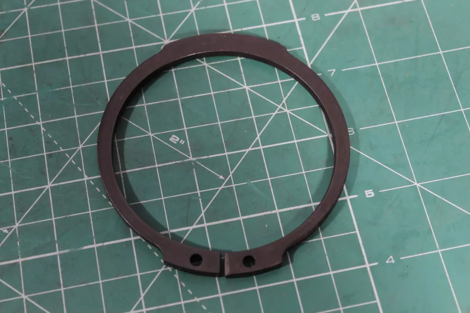 Кольцо стопорное T.4,00 SHAANXI, ZF, (0730501598) для грузовиков *