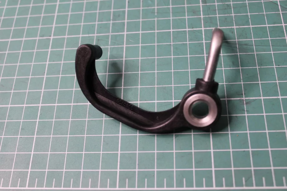 Форсунка охлаждения поршня  CUMMINS. для грузовиков *