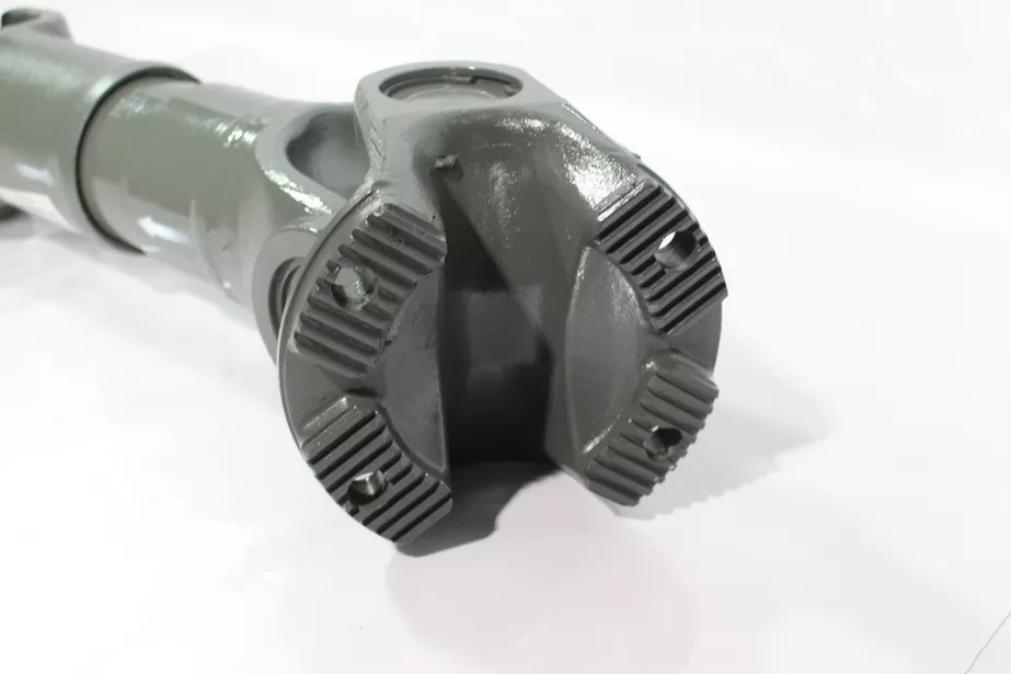 Вал карданный D165, L625, (межосевой, 4 отверстия) SITRAK, T5G для грузовиков *