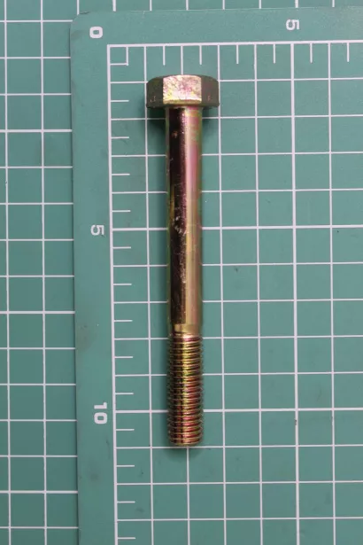 Болт крепления корзины сцепления к маховику D10, L85, HOWO для грузовиков *