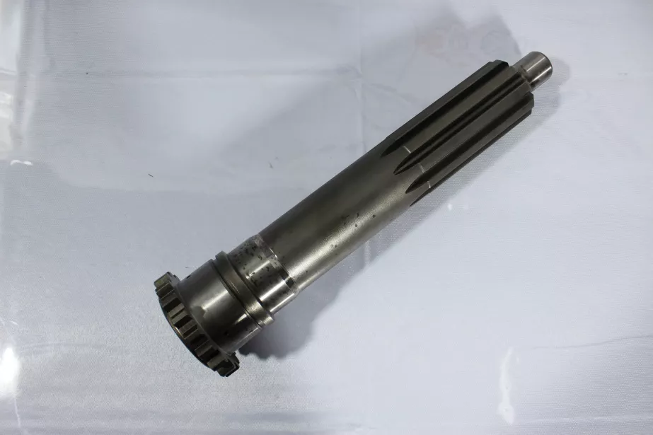 Вал первичный D50, L330, (под подшипник ) FULLER, 12JSDX для грузовиков *