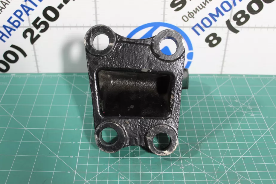 Кронштейн ДВС (RR) SHAANXI, X3000 для грузовиков *