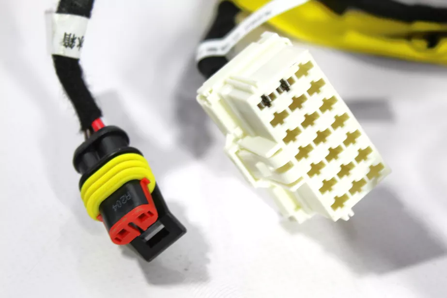 Жгут проводов пола (R) SHAANXI, X6000 для грузовиков *