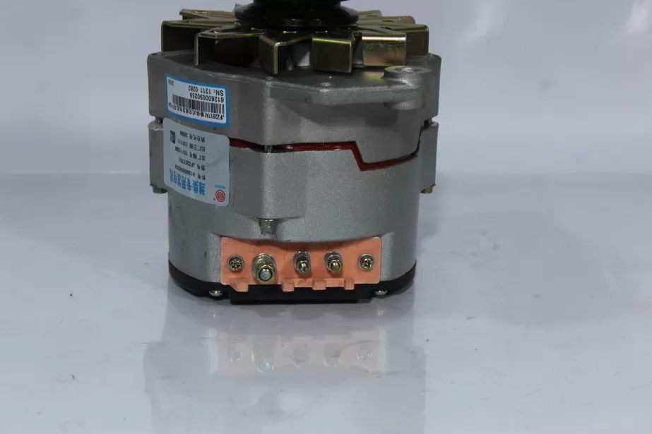 Генератор (под клиновой ремень 28V/55A) SHAANXI, WP10 для грузовиков *