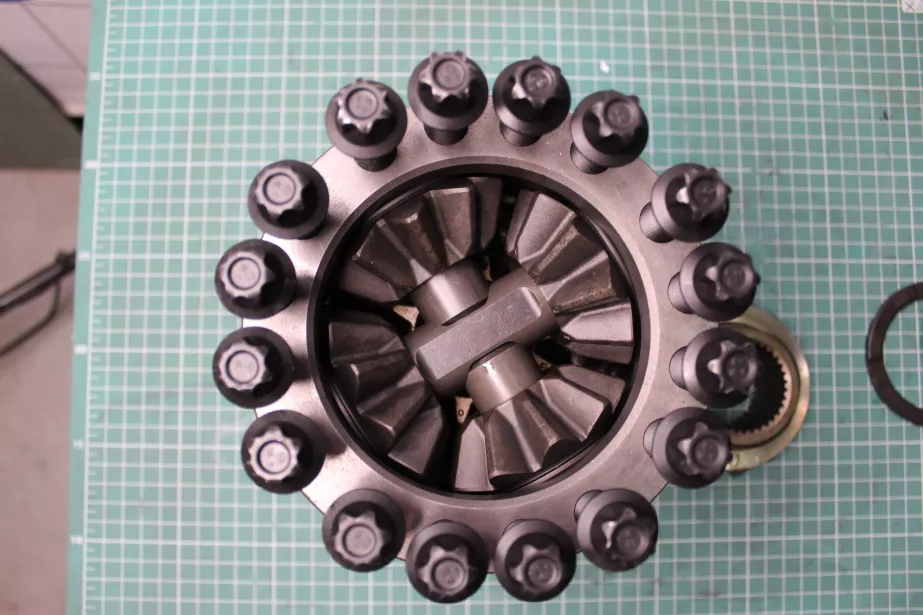 Дифференциал межколесный заднего моста SITRAK, MCP16 для грузовиков *