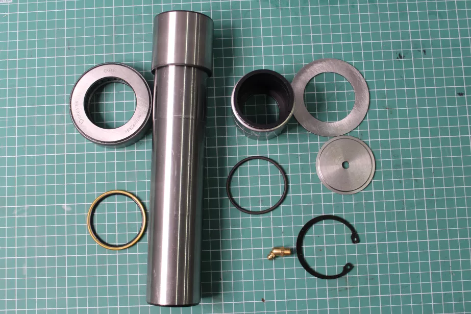 Ремкомплект шкворней (7,5 тонн D51 d49.5 L222) CREATEK, Евро-5, F2000, (CK5126) для грузовиков *