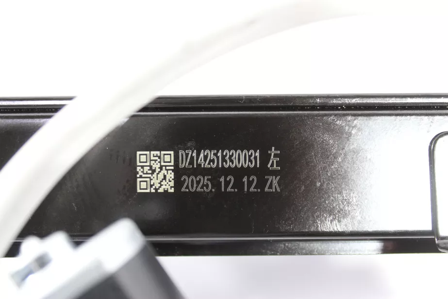 Стеклоподъемник (L) SHAANXI, X3000 для грузовиков *