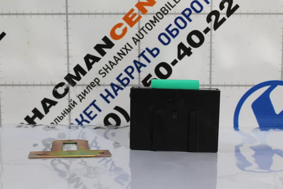 Реле поворотов X3000 SHAANXI для грузовиков *