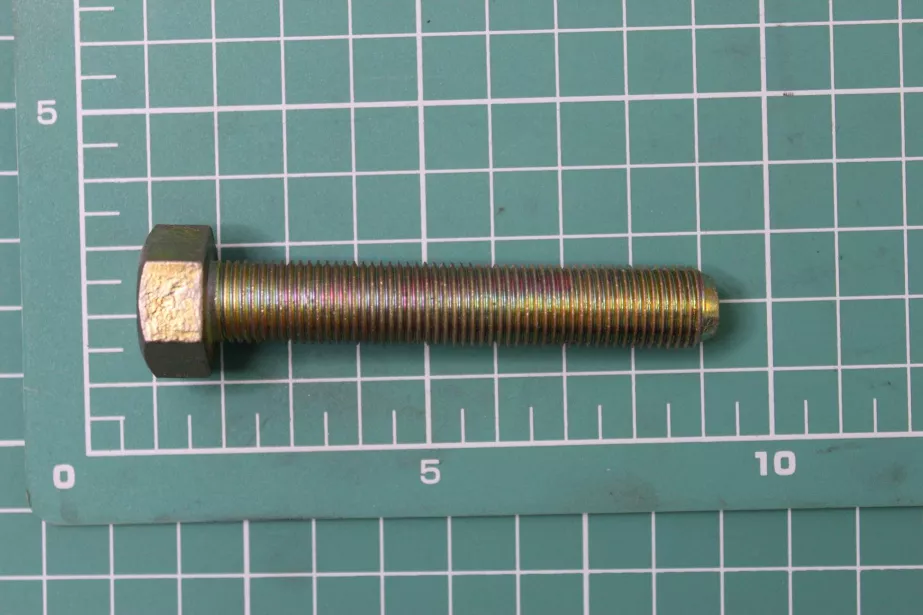 Болт картера маховика D12, L70, HOWO для грузовиков *