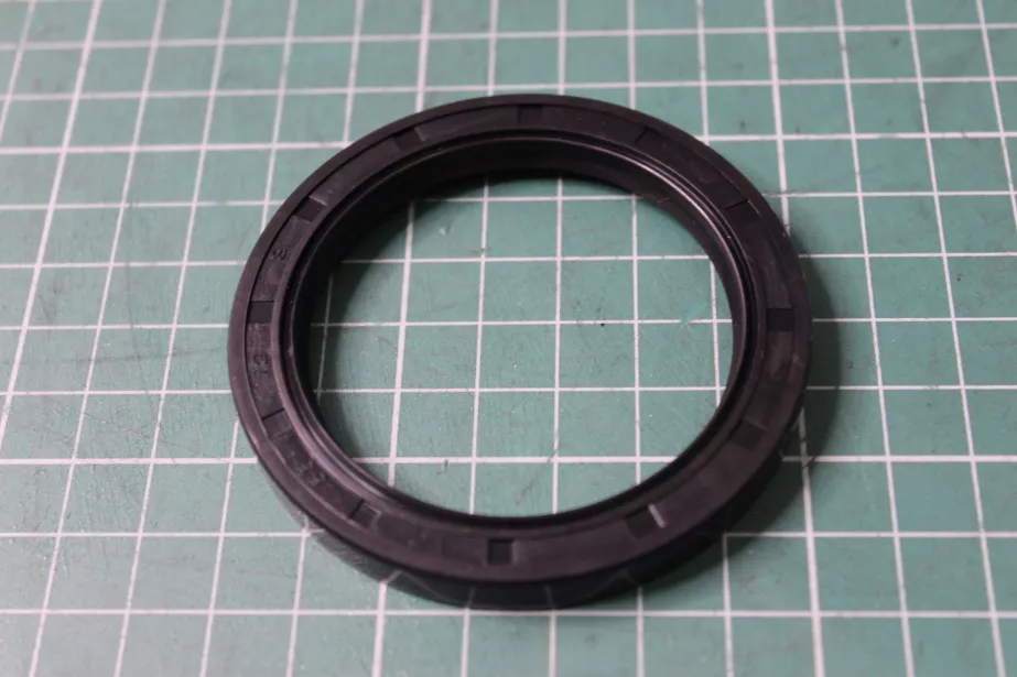 Сальник полуоси D72, H8, (Front, 55*72*8) HOWO для грузовиков *