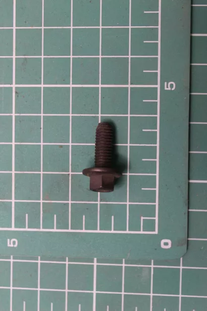 Болт D6, L13, FULLER для грузовиков *