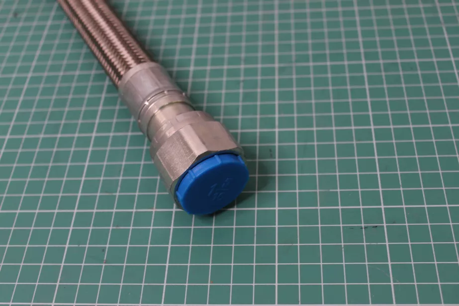 Трубка слива масла с турбины (с гибким соединением) AUTOMAX, ISM11, (AM1229) для грузовиков *