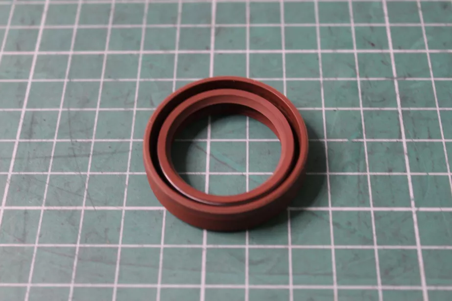 Сальник механизма переключения передач КПП D40, H10, (30*40*10 ) FULLER для грузовиков *