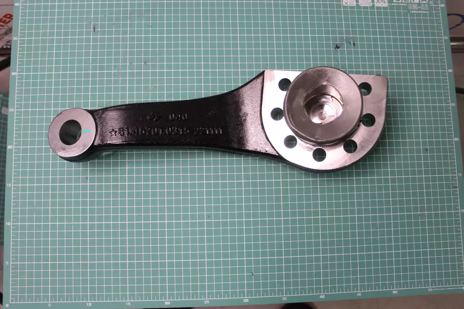 Сошка поперечной рулевой тяги L390, (L) SHAANXI, 6X6 для грузовиков *