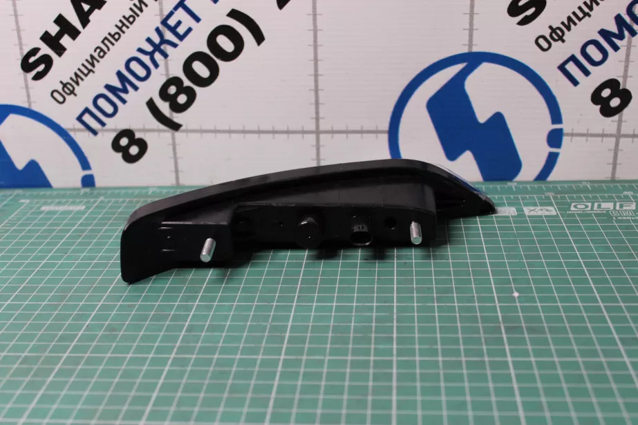 Фонарь солнцезащитного козырька (R, Черный) SHAANXI, X6000 для грузовиков *