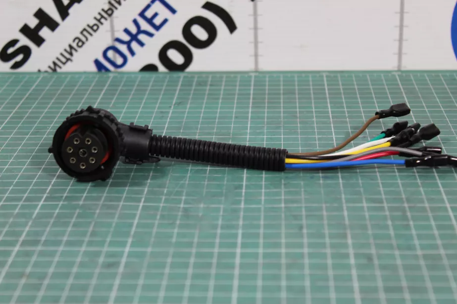 Разъём заднего фонаря (6/8 контактов) КНР для грузовиков *