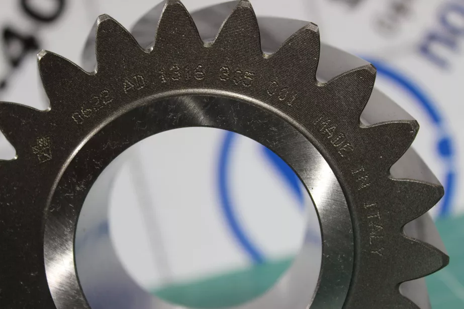 Шестерня заднего хода 22 Т SHAANXI, ZF, (95531512). для грузовиков *